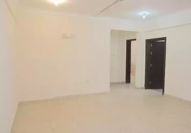 Commercial Ready Property U/F Office  for rent in Al Sadd , Doha #8856 - 1  image 